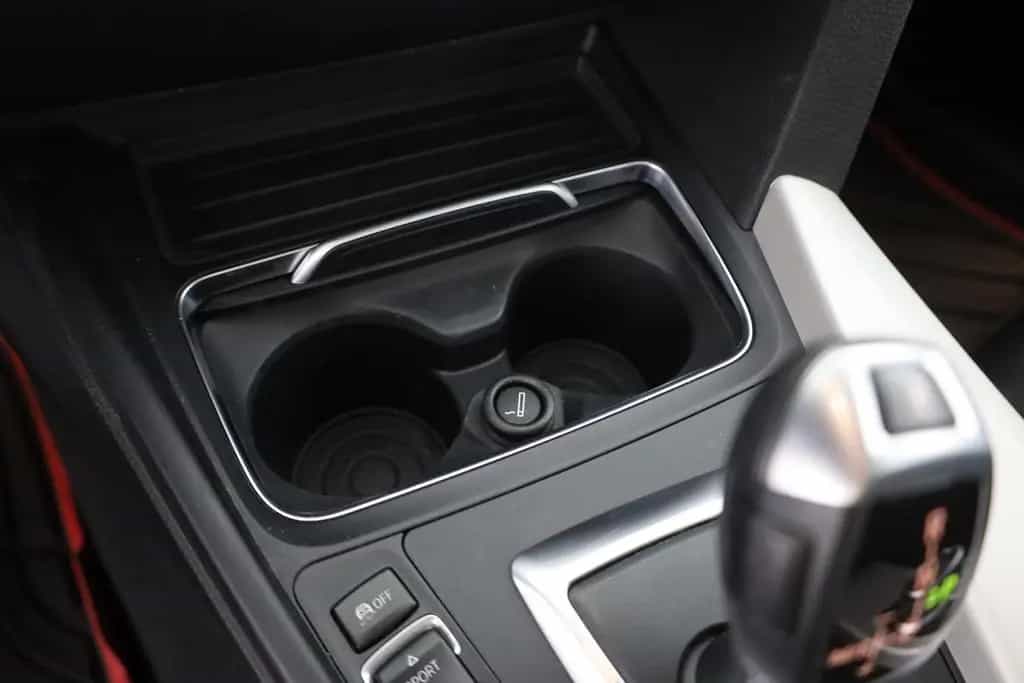 BMW 318 i Touring Aut. LED Navi Sitzheizung PDC 10/2018-photo-12