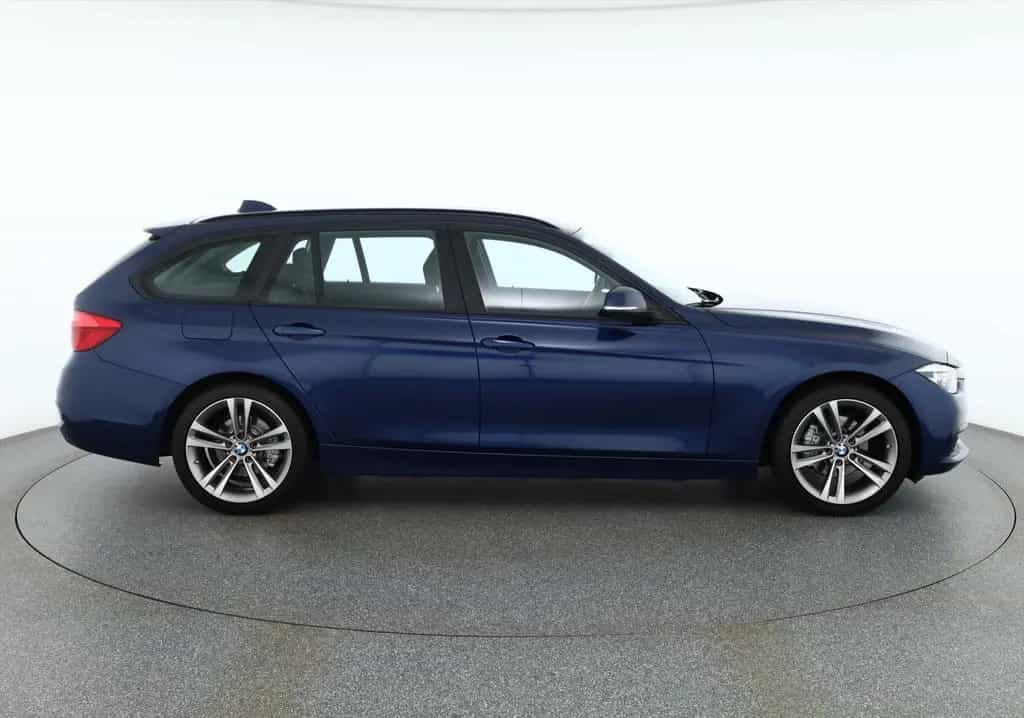 BMW 318 i Touring Aut. LED Navi Sitzheizung PDC 10/2018-photo-5