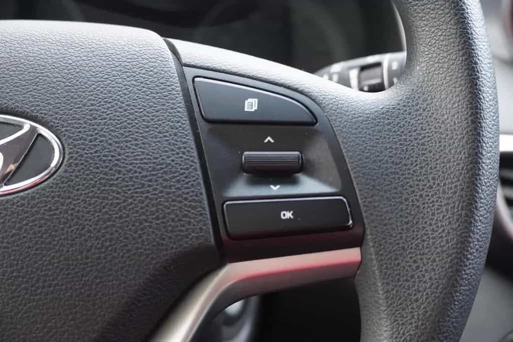 Hyundai TUCSON 1.6 blue 2WD Navi Kamera Sitzheizung DAB 12/2018-photo-19