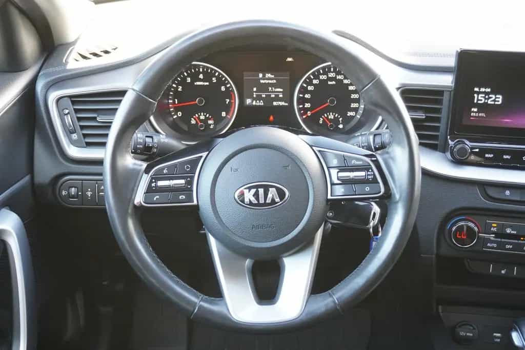 Kia cee'd Sportswagon Ceed GT-Line 1.4 T-GDI LED Navi Kamera Tempomat 11/2020-photo-12