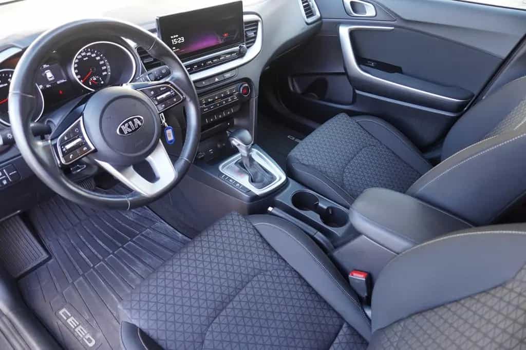Kia cee'd Sportswagon Ceed GT-Line 1.4 T-GDI LED Navi Kamera Tempomat 11/2020-photo-9
