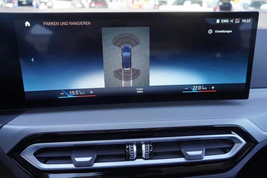BMW 318 i Touring LED Navi Tempomat el. Heckklappe 02/2023-photo-14