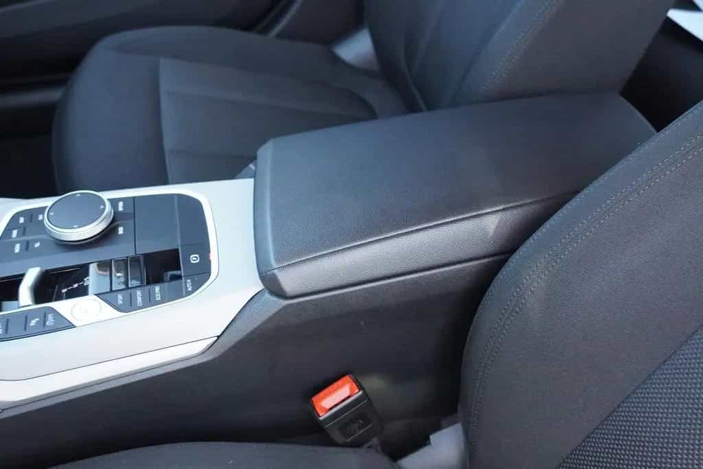 BMW 318 i Touring LED Navi Tempomat el. Heckklappe 02/2023-photo-21