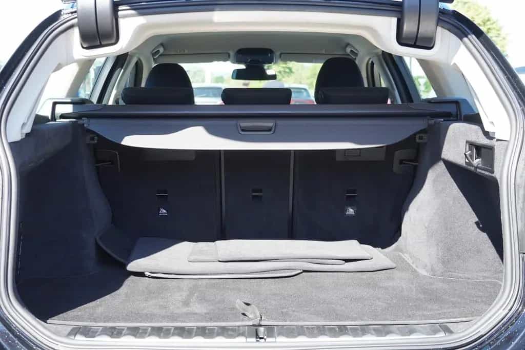 BMW 318 i Touring LED Navi Tempomat el. Heckklappe 02/2023-photo-39