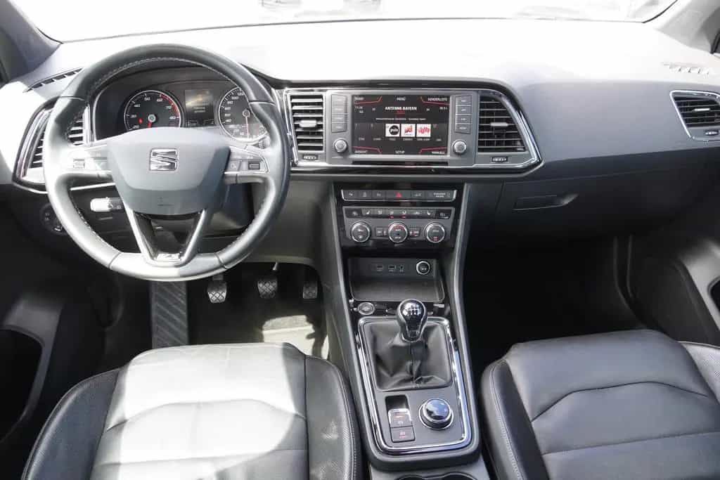 Seat Ateca 1.4 TSI Xcellence LED Kamera PDC Klimaaut. 01/2018-photo-10