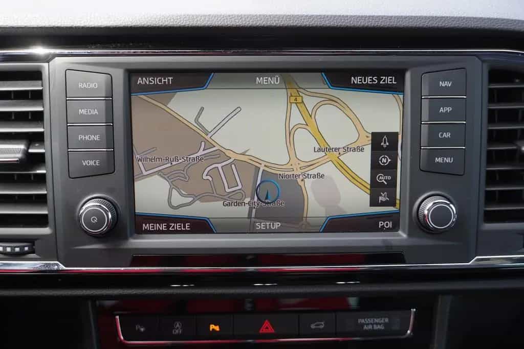 Seat Ateca 1.4 TSI Xcellence LED Kamera PDC Klimaaut. 01/2018-photo-12
