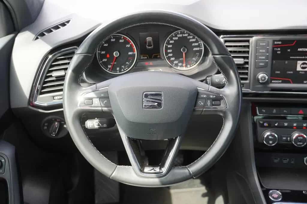 Seat Ateca 1.4 TSI Xcellence LED Kamera PDC Klimaaut. 01/2018-photo-24