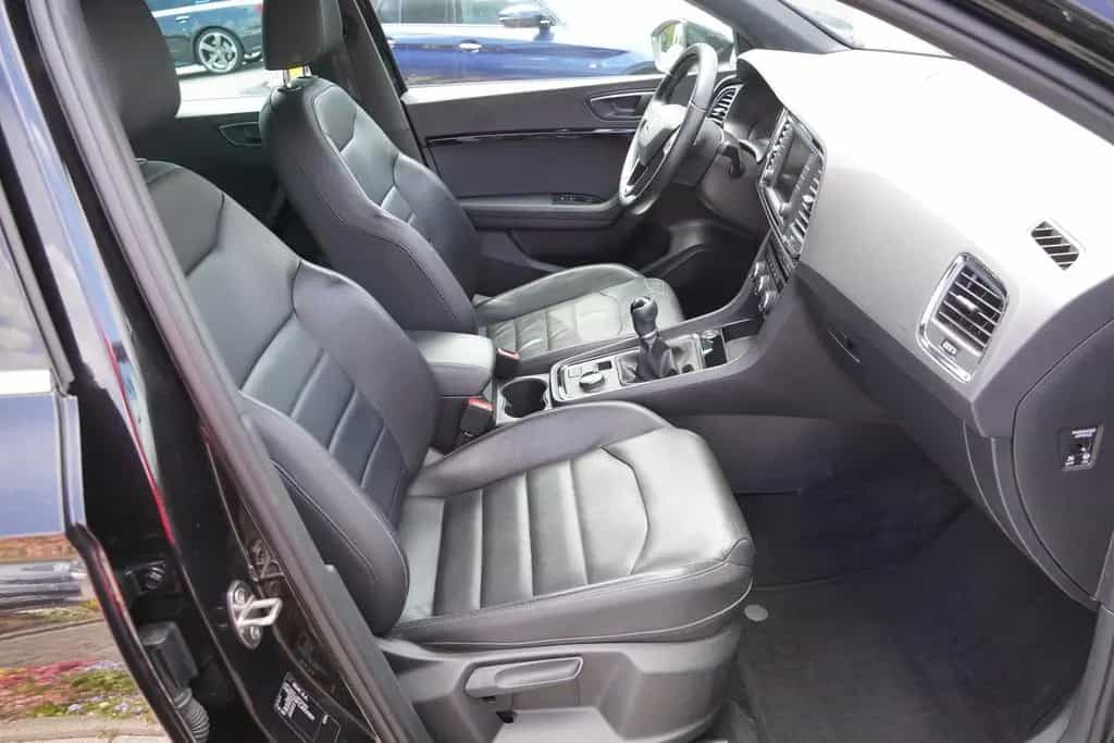 Seat Ateca 1.4 TSI Xcellence LED Kamera PDC Klimaaut. 01/2018-photo-33