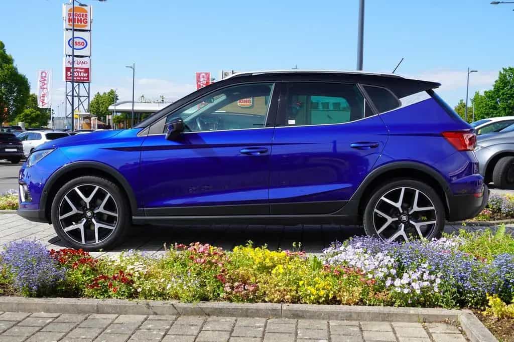 Seat Arona 1.5 FR LED Navi Kamera AHK ACC Sitzheizung 12/2019-photo-4