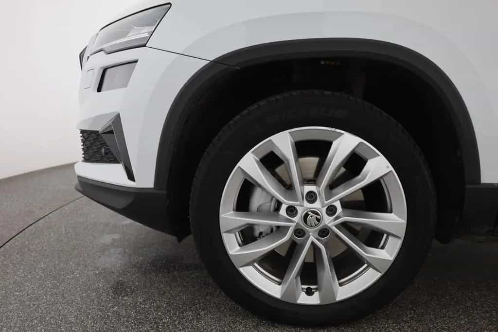 Skoda Karoq 1.5 TSI DSG Style LED Navi Standheizung 06/2022-photo-30