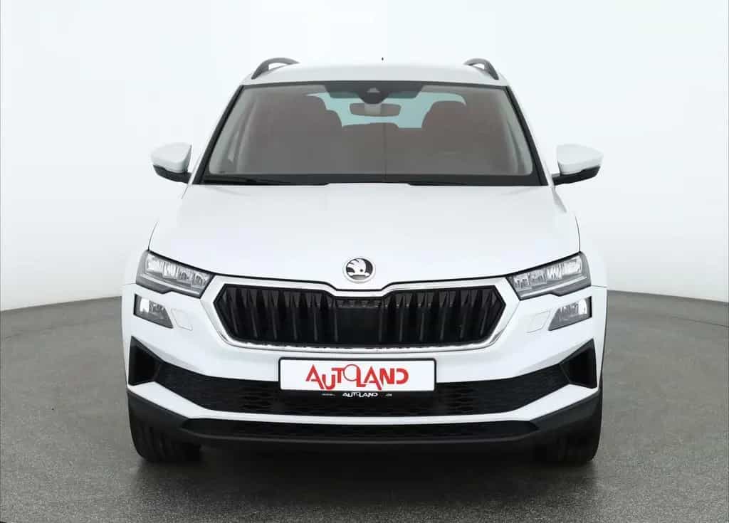 Skoda Karoq 1.5 TSI DSG Style LED Navi Standheizung 06/2022-photo-7