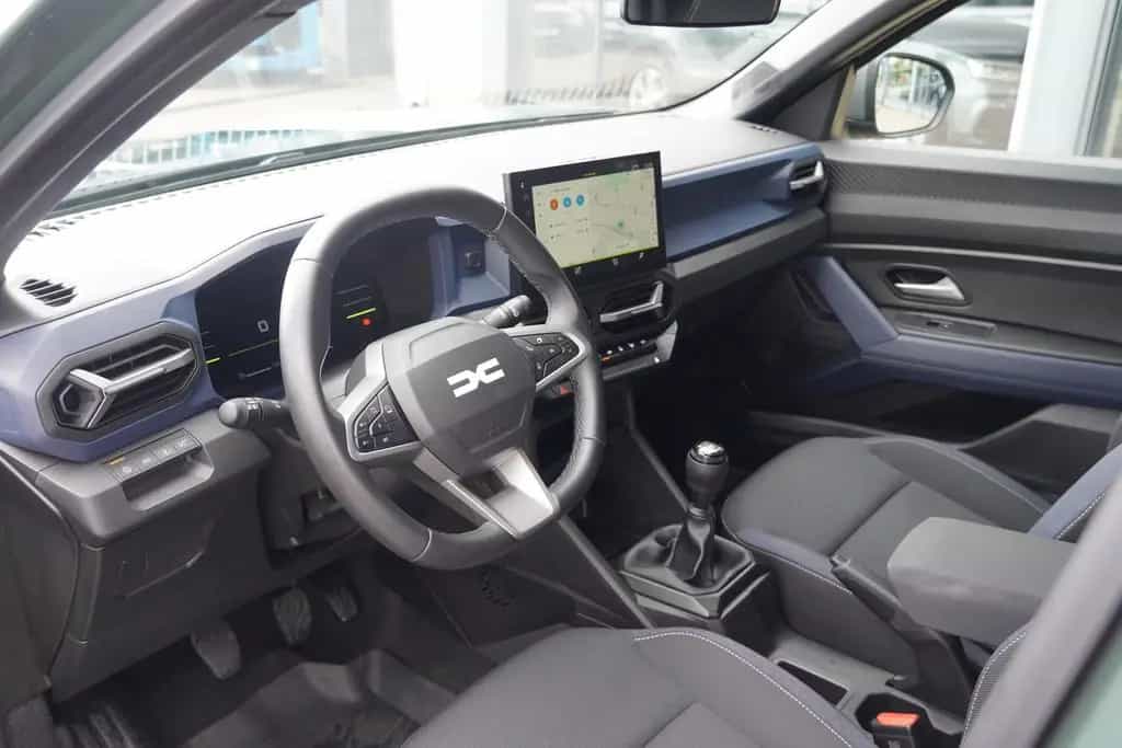 Dacia Duster TCe 130 LED Navi Kamera 04/2025-photo-13