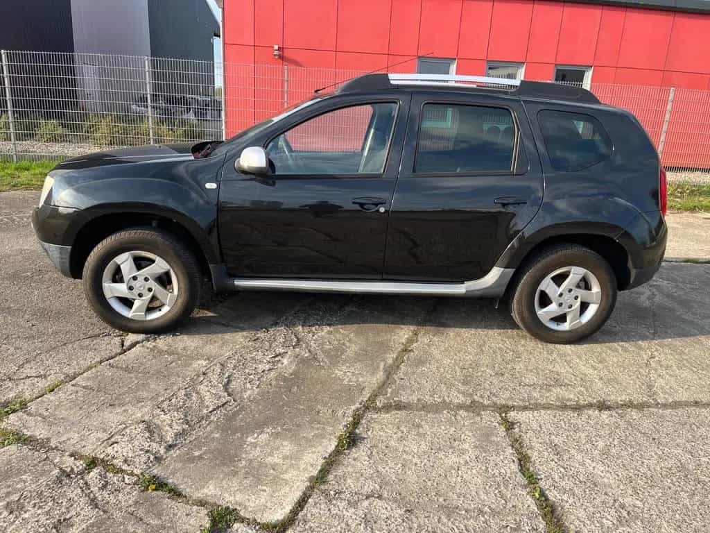 Dacia Duster 05/2011-photo-1