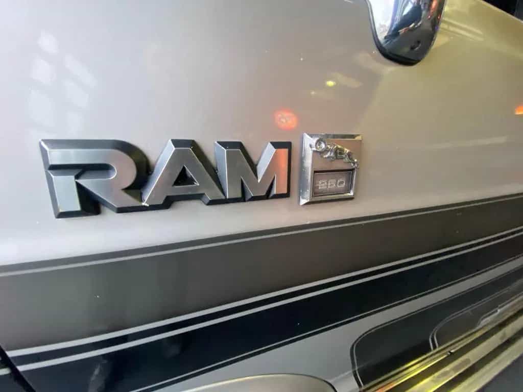 Dodge Other B 250 Dodge RAM VAN Traumzustand 07/1987-photo-19