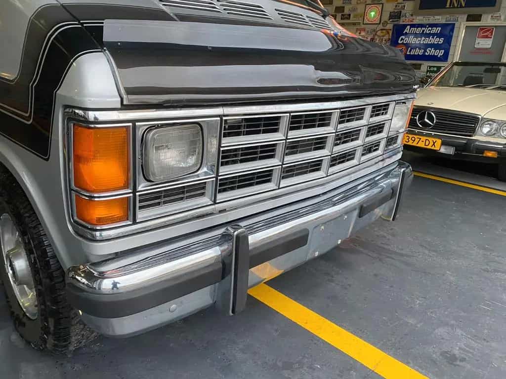 Dodge Other B 250 Dodge RAM VAN Traumzustand 07/1987-photo-24