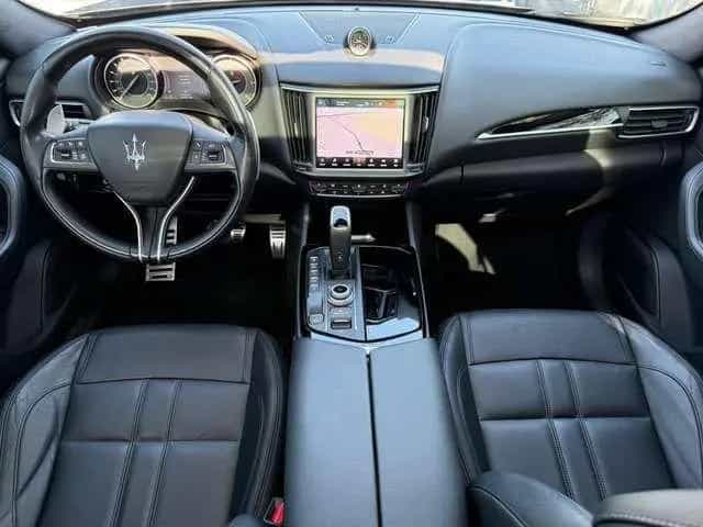 Maserati Levante 3.0V6 Q4 Gransport 250cv TETTO 05/2021-photo-4