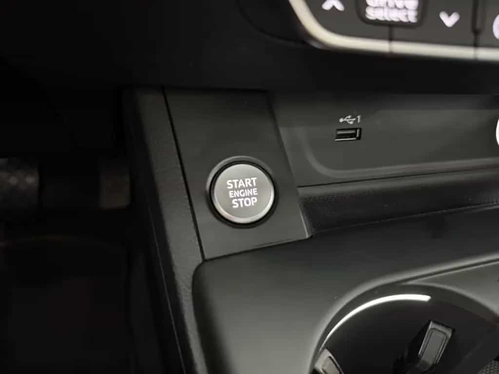 Audi A4 Avant 50 TDI quattro S line*PANO*ACC*CARPLAY* 07/2020-photo-17