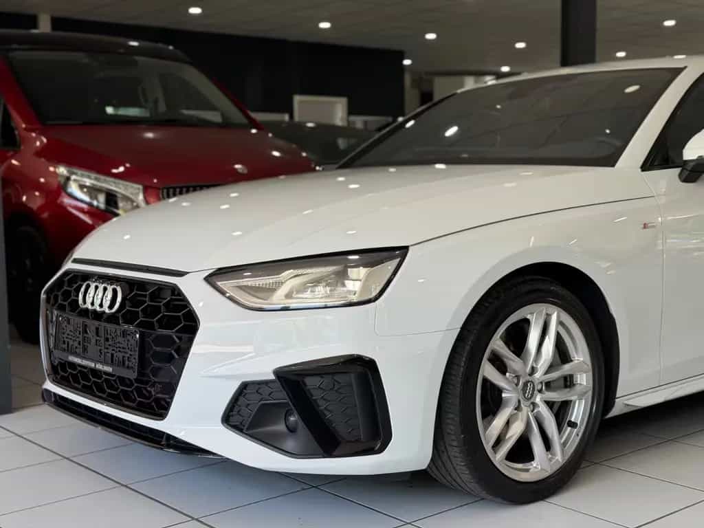 Audi A4 Avant 50 TDI quattro S line*PANO*ACC*CARPLAY* 07/2020-photo-2