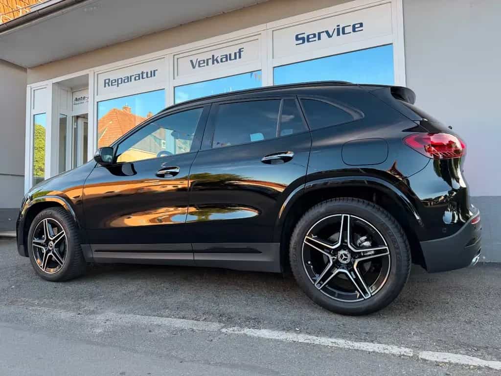 Mercedes-Benz GLA 200 AMG +Night+AHK+EasyPack+Ambi+KeyGo+ToT+ 05/2025-photo-6