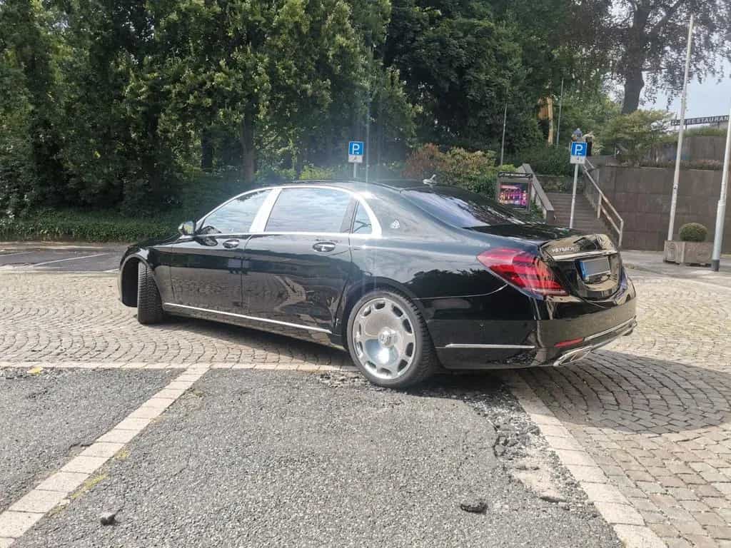 Maybach Other S 560 *Leder*Pano*Ambiente*3D-Sound*Chauffeur* 01/2020-photo-3
