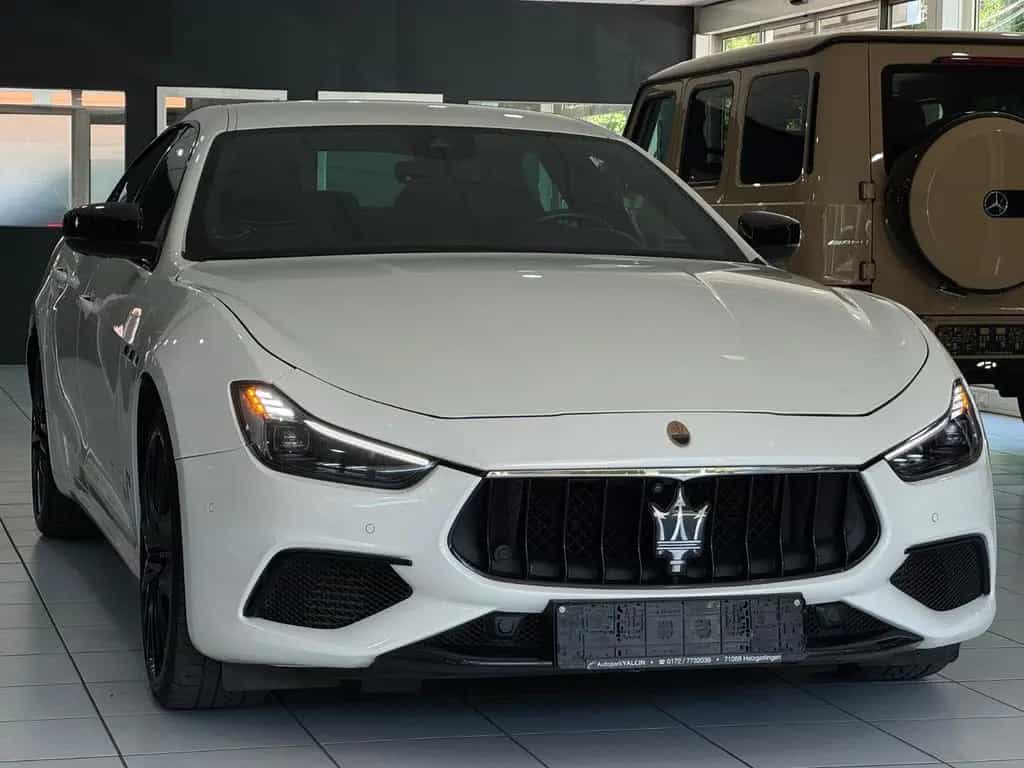 Maserati Ghibli 3.0 V6 *H&K*MMRY*BREMBO*FACELIFT*CAM*21Z* 02/2021-photo-2