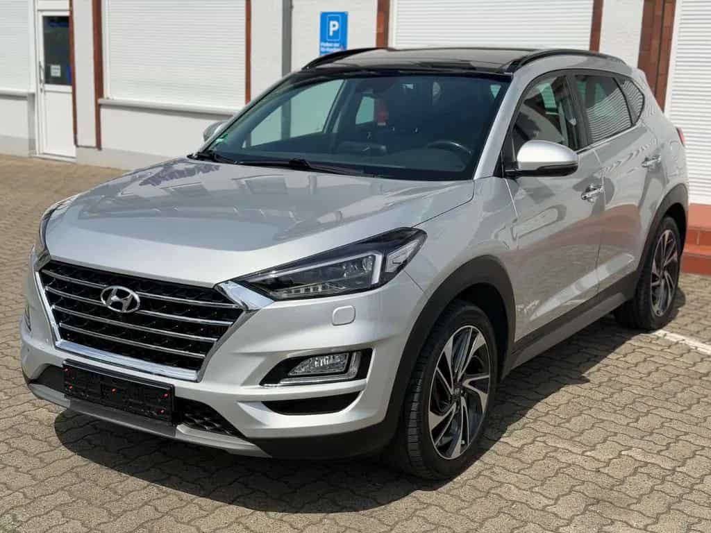 Hyundai TUCSON Premium 2WD KEYLESS/NAVI/PAN0/360 KAMERA 06/2019-photo-1