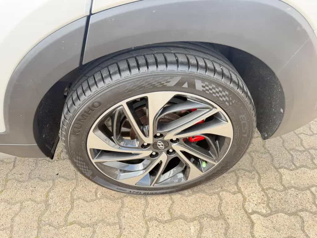 Hyundai TUCSON Premium 2WD KEYLESS/NAVI/PAN0/360 KAMERA 06/2019-photo-11