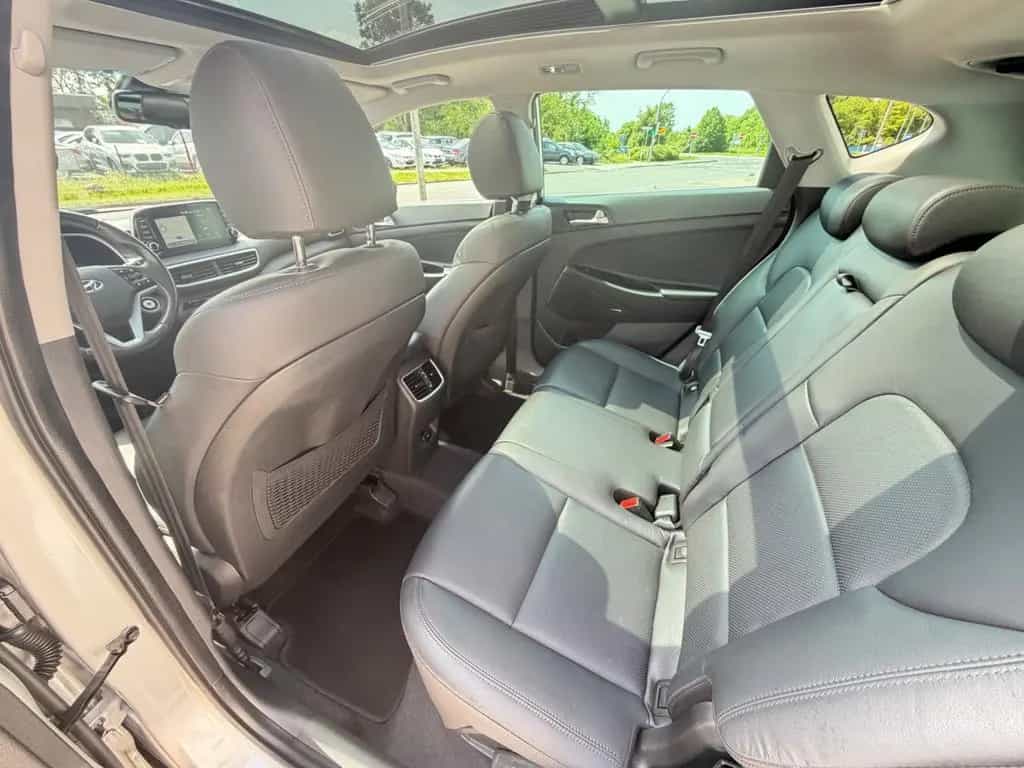 Hyundai TUCSON Premium 2WD KEYLESS/NAVI/PAN0/360 KAMERA 06/2019-photo-19