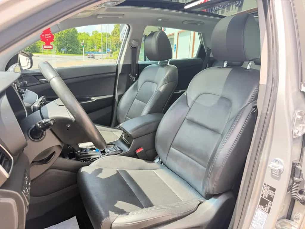 Hyundai TUCSON Premium 2WD KEYLESS/NAVI/PAN0/360 KAMERA 06/2019-photo-21