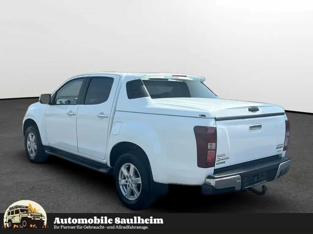 Isuzu D-Max DoKa 4WD EDITION10*NUR 115TKM*NAVI*KAMERA* 08/2017-photo-1