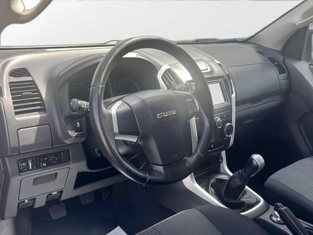Isuzu D-Max DoKa 4WD EDITION10*NUR 115TKM*NAVI*KAMERA* 08/2017-photo-9