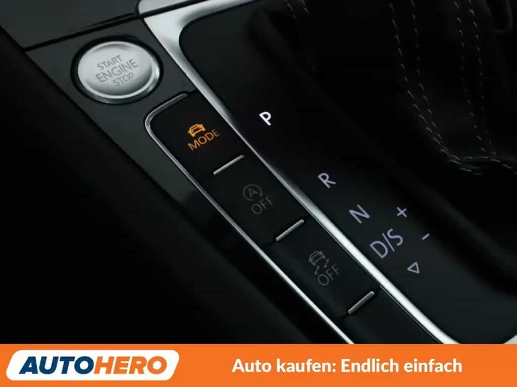 Volkswagen Golf VII 2.0 TSI R 4Motion BlueMotion Tech Aut. 08/2015-photo-26