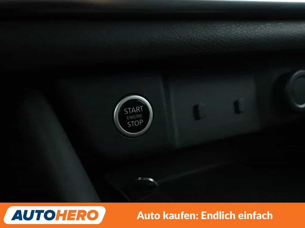 Nissan Qashqai 1.3 DIG-T Mild-Hybrid N-Connecta Aut. 03/2022-photo-24