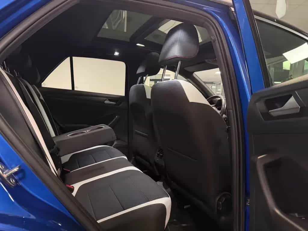 Volkswagen T-Roc 2.0 Sport 4M 1.Hand ACC PANO LED CAM DSG 04/2019-photo-11