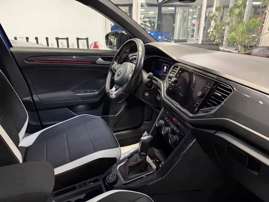 Volkswagen T-Roc 2.0 Sport 4M 1.Hand ACC PANO LED CAM DSG 04/2019-photo-14