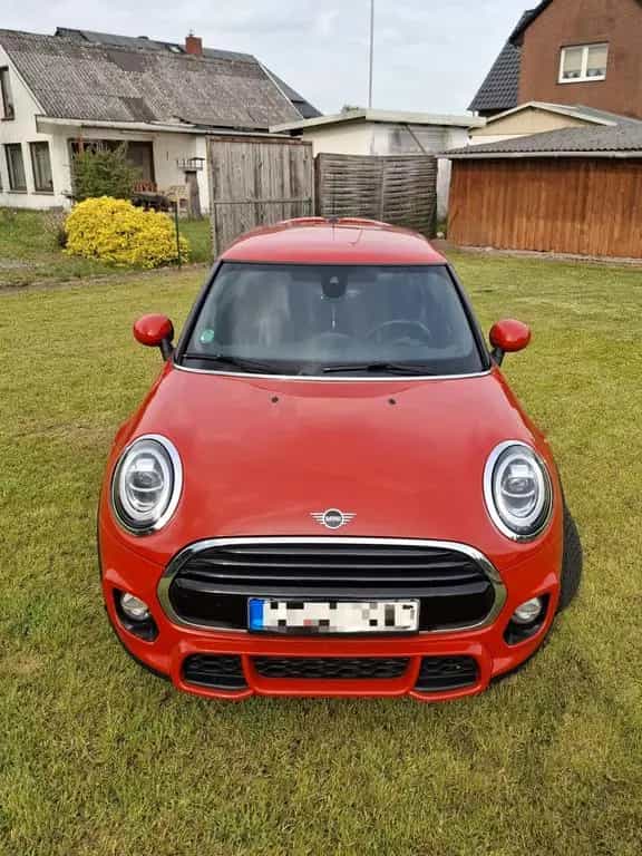 MINI Cooper John Cooper Works 10/2018-photo-2
