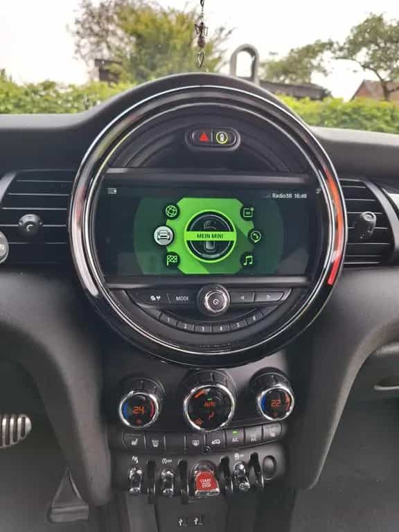 MINI Cooper John Cooper Works 10/2018-photo-5