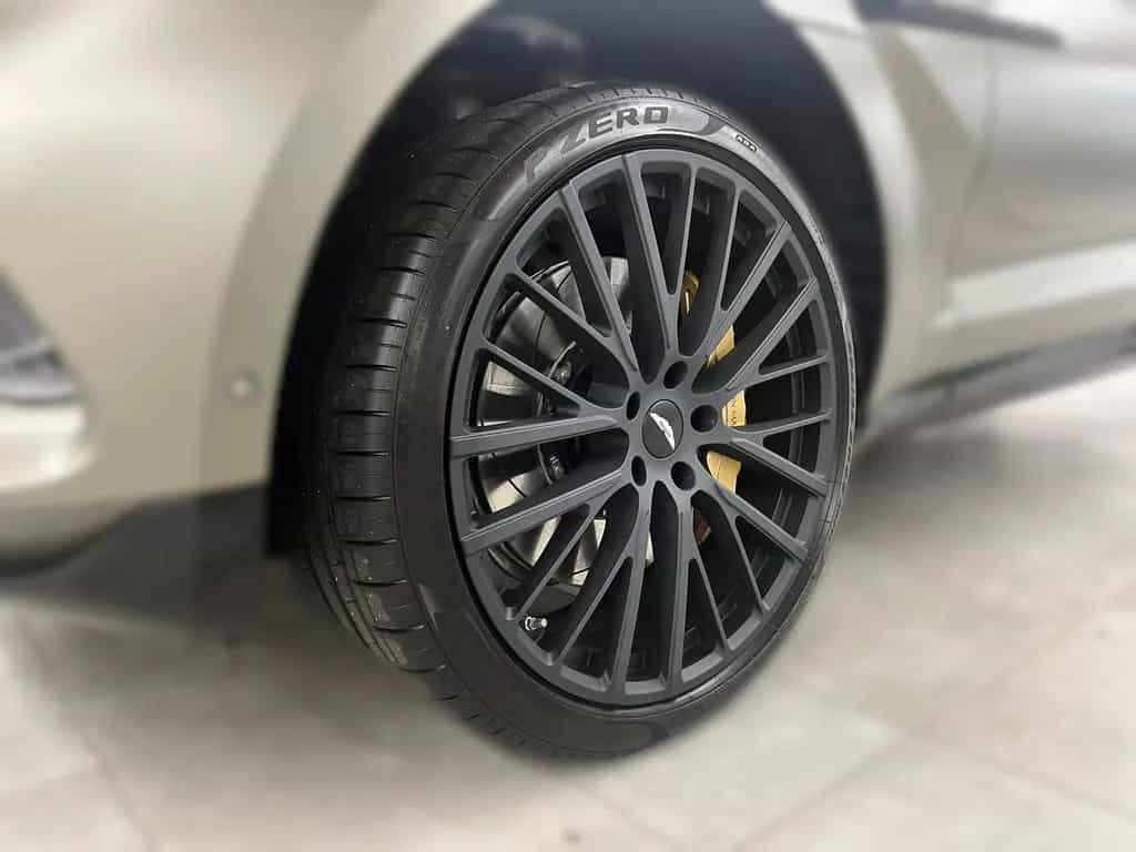 Aston Martin DBX 4.0 V8 TWIN TURBO null-photo-10