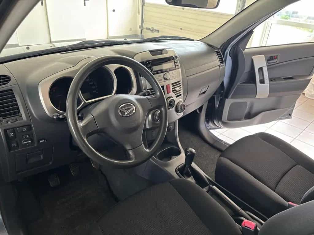 Daihatsu Terios 4WD Top S TÜV NEU 11/2006-photo-14