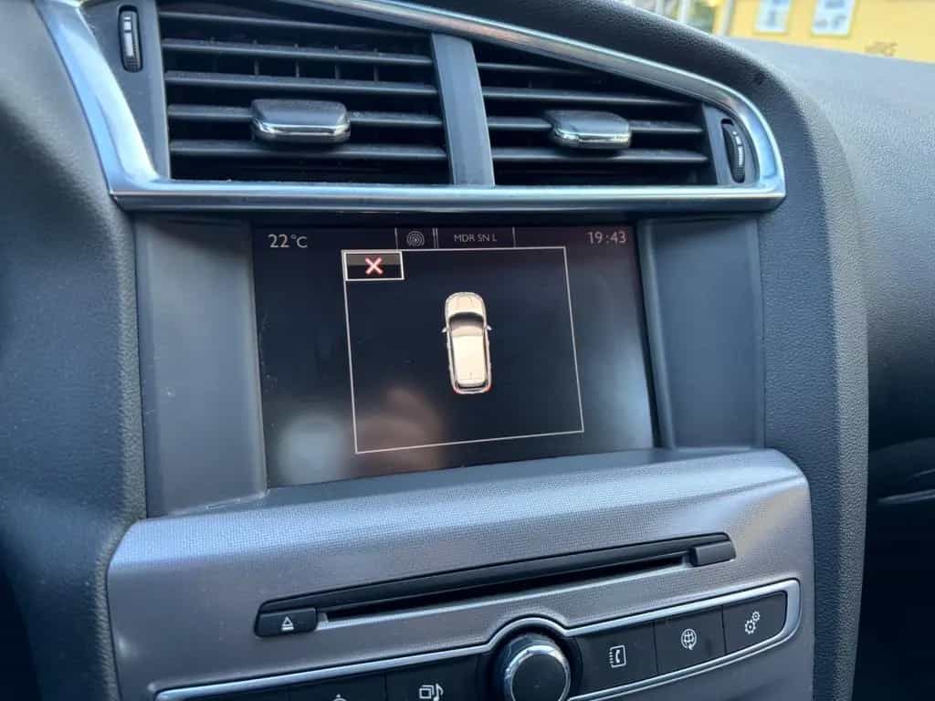 Citroën C4 Lim. Selection 07/2017-photo-15