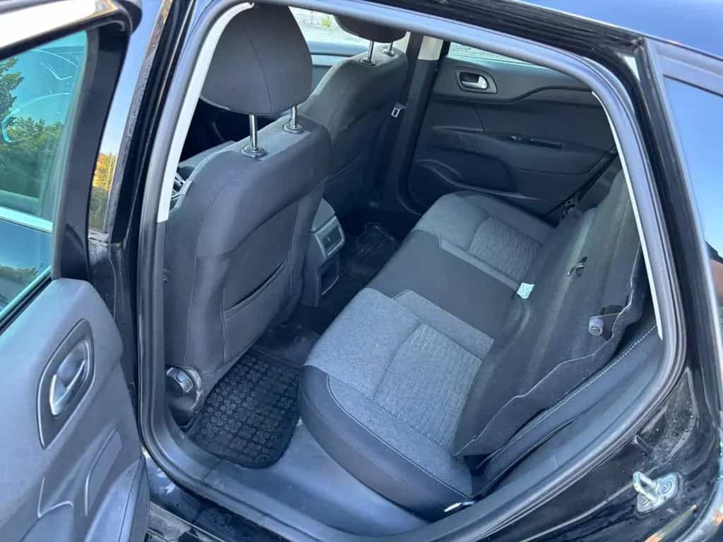 Citroën C4 Lim. Selection 07/2017-photo-7