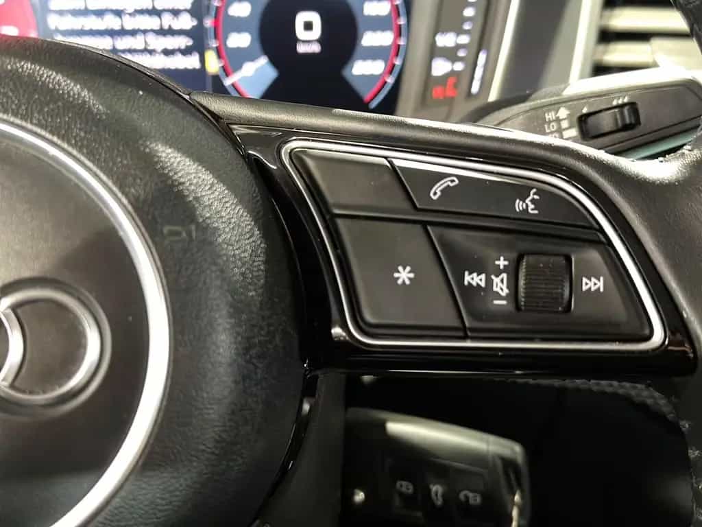 Audi A1 ADVANCED SPORT LED ACC NAVI VIRTUAL SPORTSITZ 08/2018-photo-17