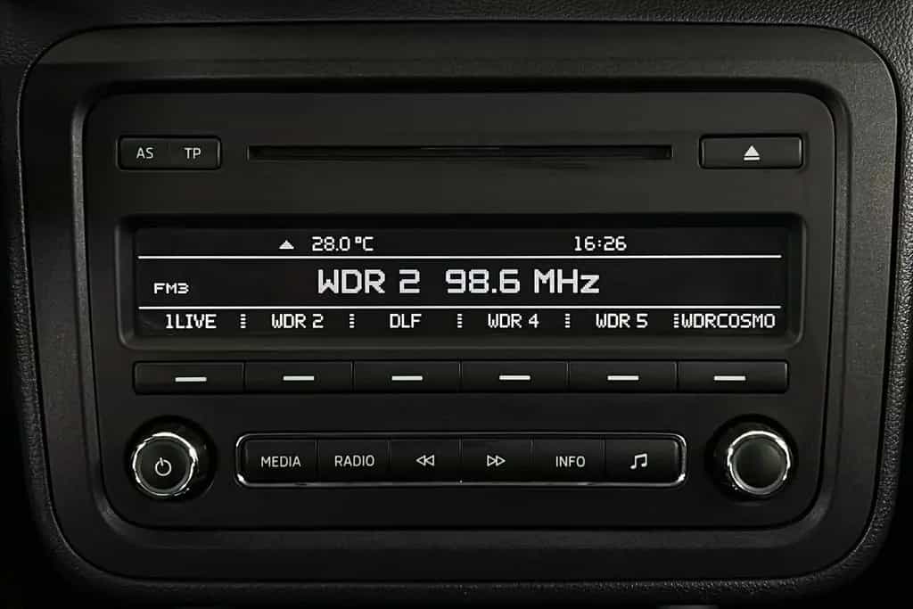 Skoda Fabia Ambition 1,2 TSI DSG 77kW ABS KLIMA RDKS + 06/2014-photo-29