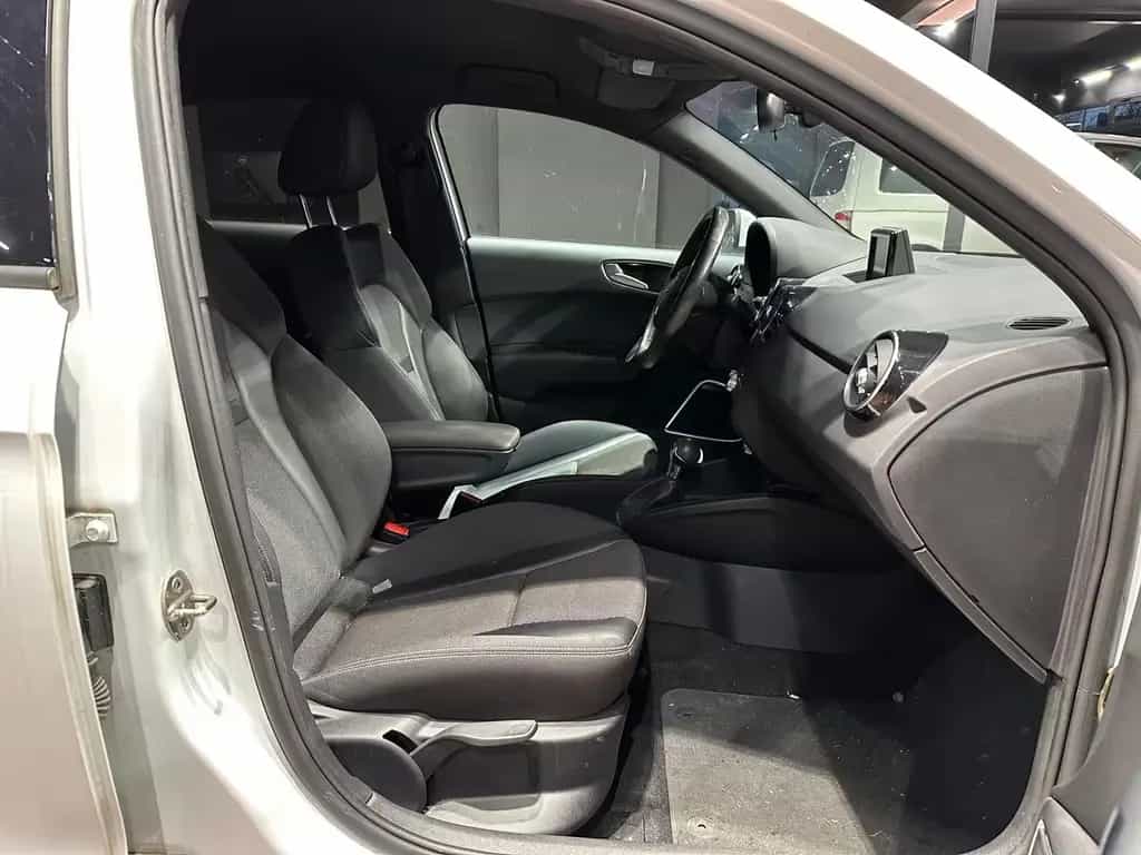 Audi A1 1.4 TFSI SPORTBACK SPORT S-LINE BOSE KEYLESS 02/2017-photo-17