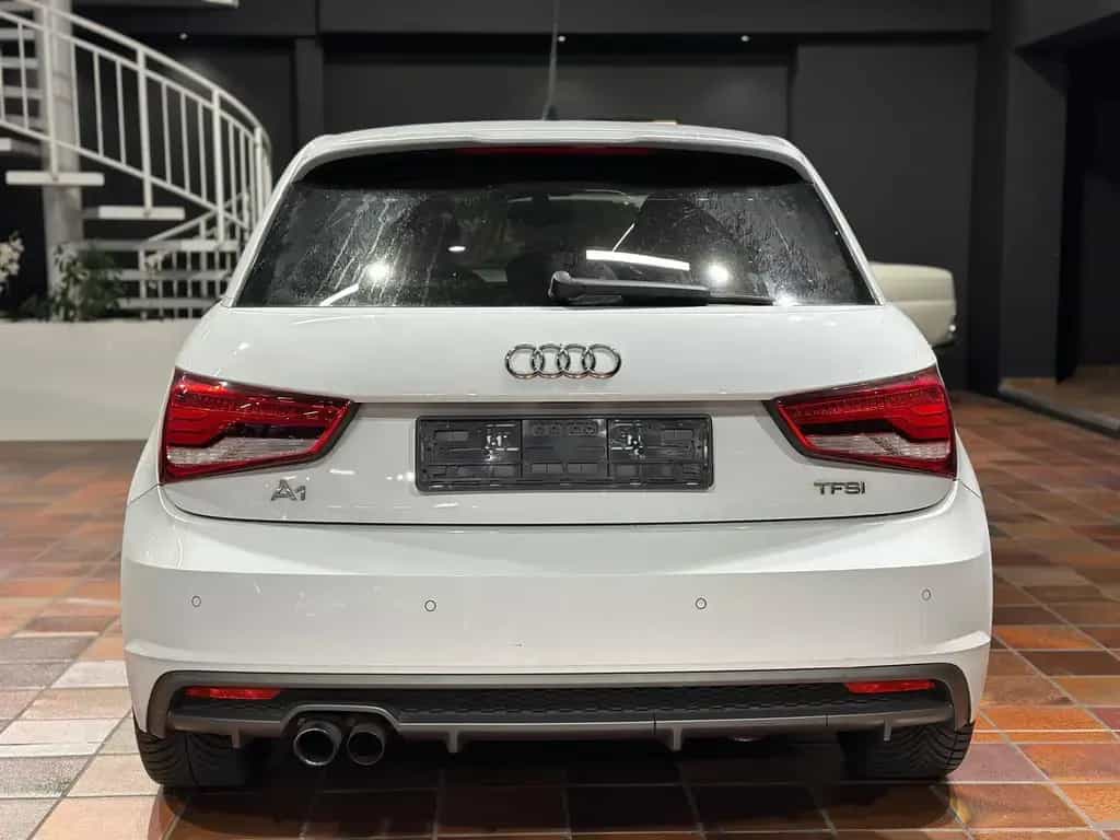 Audi A1 1.4 TFSI SPORTBACK SPORT S-LINE BOSE KEYLESS 02/2017-photo-4