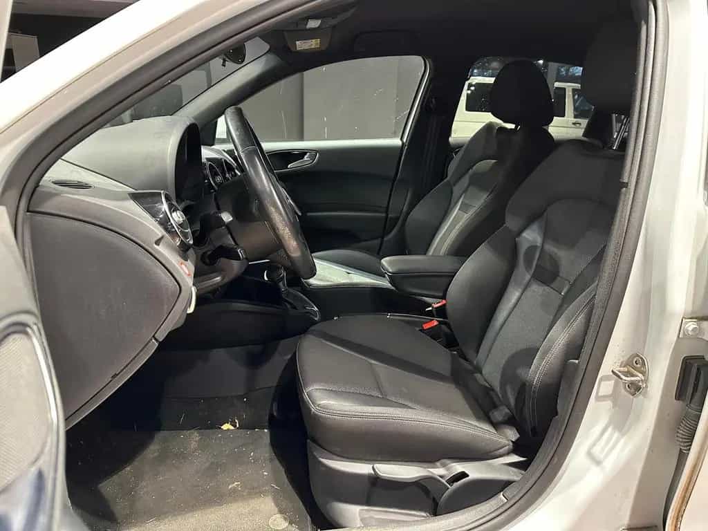 Audi A1 1.4 TFSI SPORTBACK SPORT S-LINE BOSE KEYLESS 02/2017-photo-9