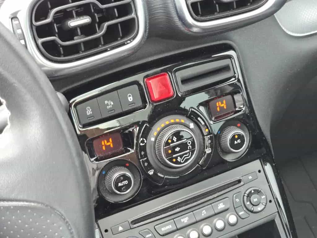Citroën C3 Picasso (Panorama/Top Zustand) 01/2017-photo-14