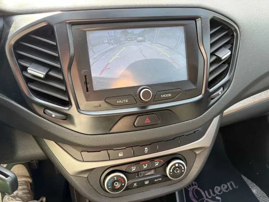 Lada Vesta Luxus 1.6 Automatik 02/2017-photo-12