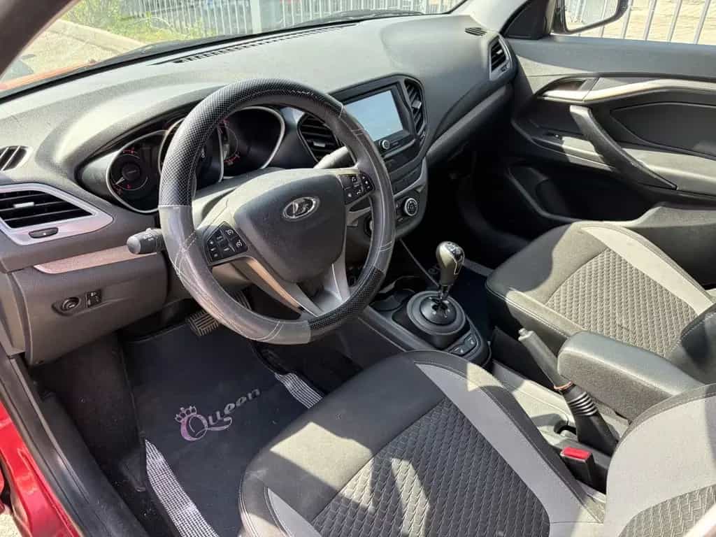 Lada Vesta Luxus 1.6 Automatik 02/2017-photo-7