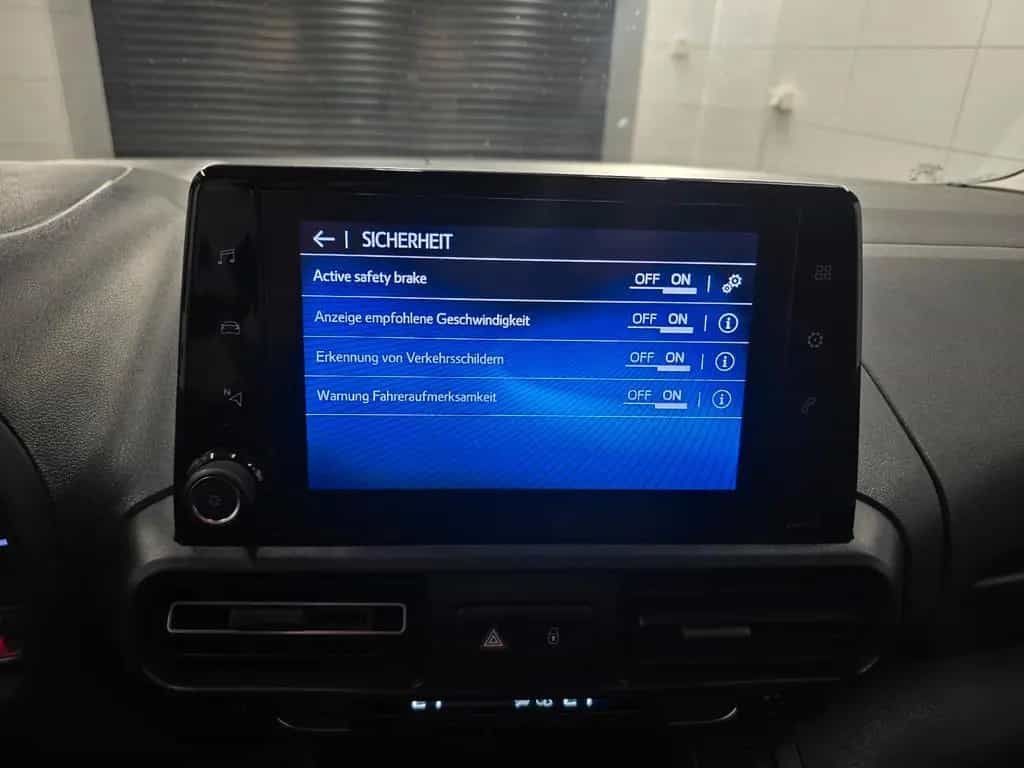 Toyota Proace City Verso L1 Team/Navi/Apple&Android/Cam 03/2023-photo-25